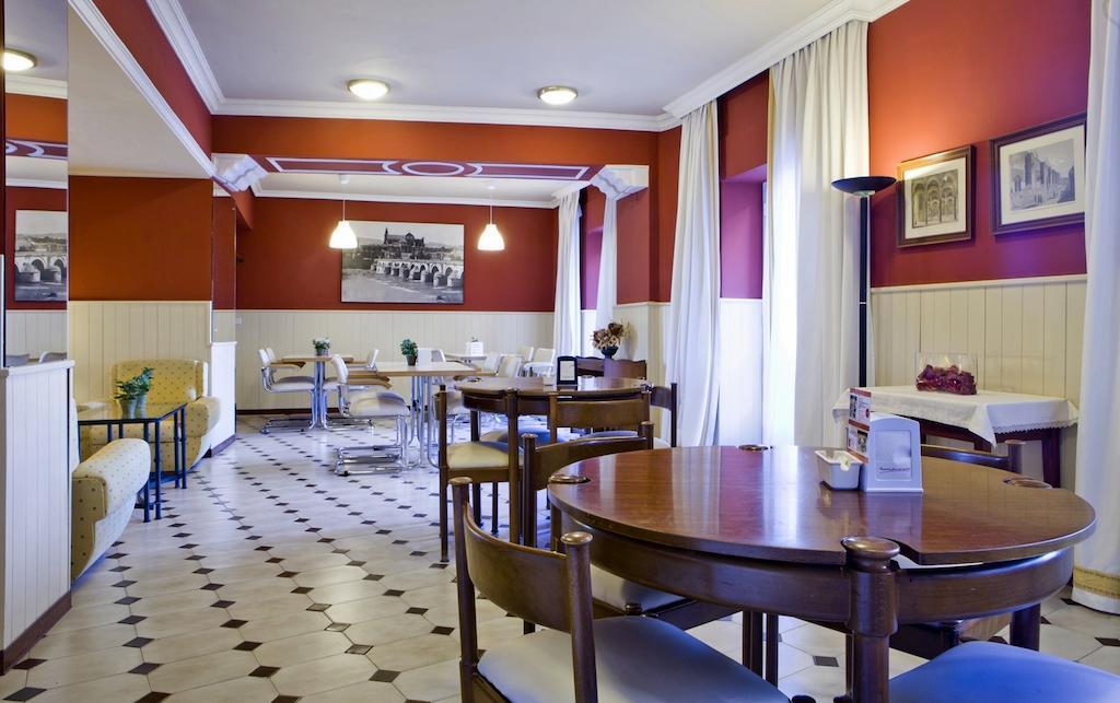 Hotel Boston